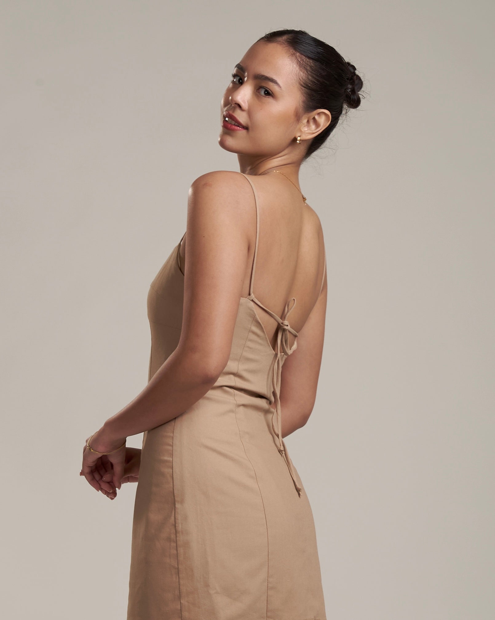 Alaria Linen Dress Sand